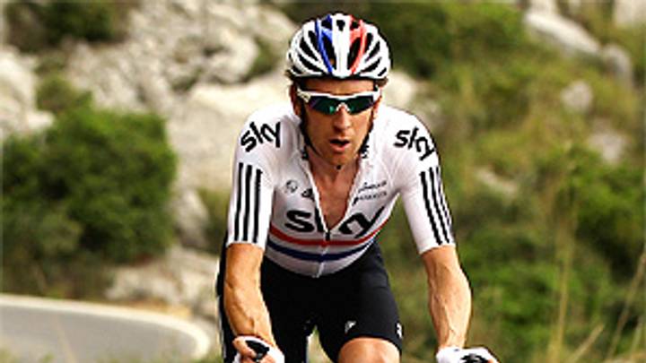With three 2012 race wins, Wiggins peaking in time for Tour de France