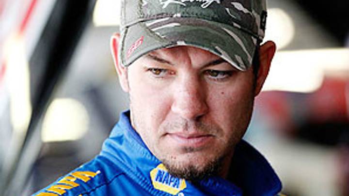 Facing a 175-race winless streak, Truex isn't satisfied with top-10s Facing a 175-race winless streak, Truex isn't satisfied with top-10s