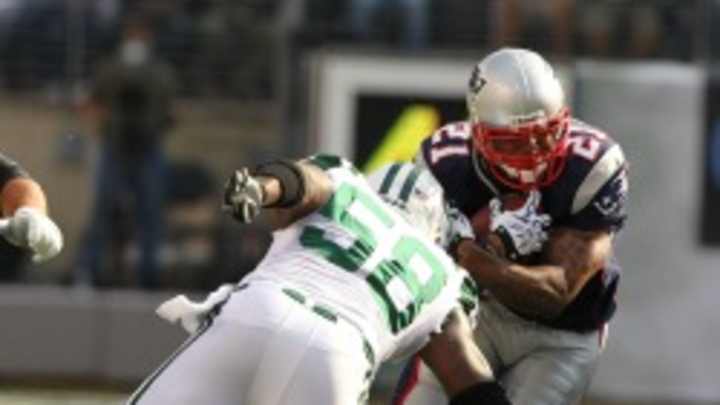 Jets release linebacker Bryan Thomas; TE Dustin Keller out for game vs. Dolphins