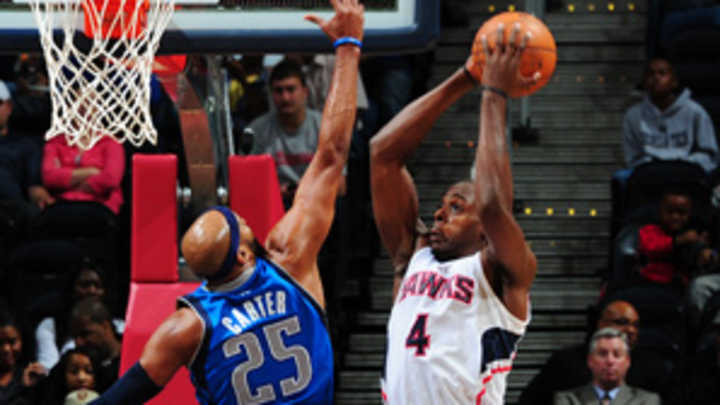 Hawks keeping Tolliver; release Anderson, James