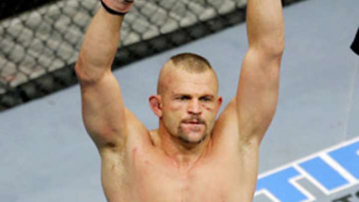 UFC dodges worry, CBS exec isn't happy UFC dodges worry, CBS exec isn't happy