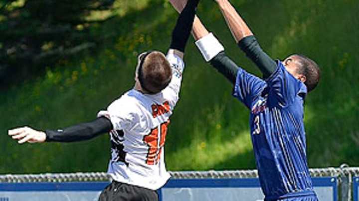 AUDL takes the casual game of frisbee to a professional level AUDL takes the casual game of frisbee to a professional level