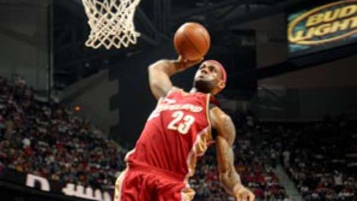 LeBron just too much for Hawks