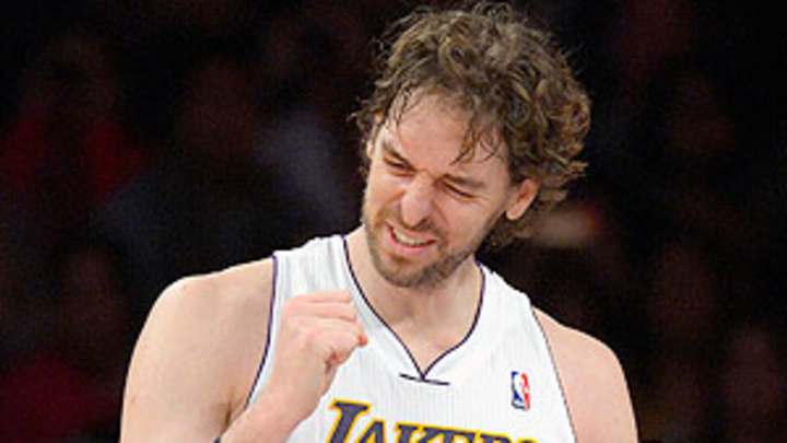 Gasol (knees) to return to Lakers' starting lineup on Tuesday
