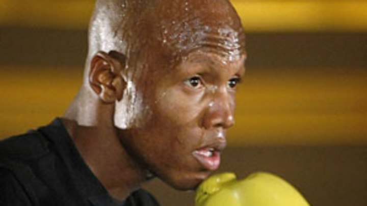 Zab Judah puts tumultuous past behind him for one last shot at top
