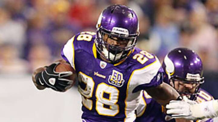 Concussions, helmet hits all part of vicious circle or football injuries