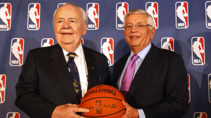 Stern says NBA won't hold up Pelicans name change for Hornets Stern says NBA won't hold up Pelicans name change for Hornets