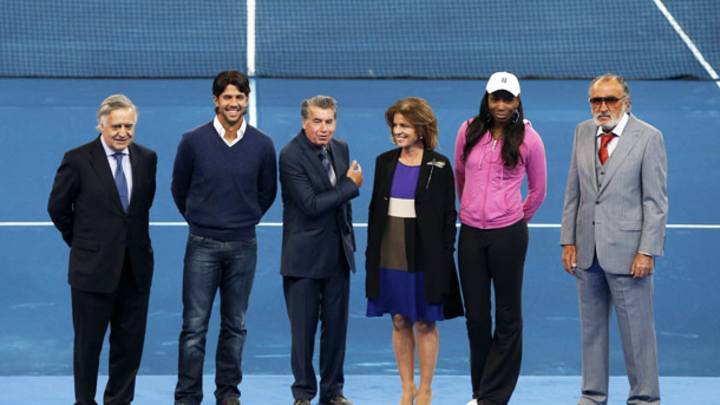 Venus and Serena Williams disagree on Madrid's blue clay