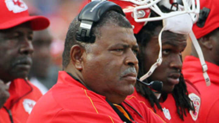 Police report: Belcher said he 'would shoot' girlfriend