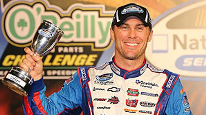 Tony Stewart reportedly signed Kevin Harvick to drive for SHR