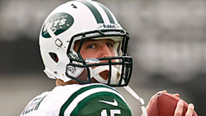 Edwards questionable for Jets, Tebow 'ready to go' Edwards questionable for Jets, Tebow 'ready to go'