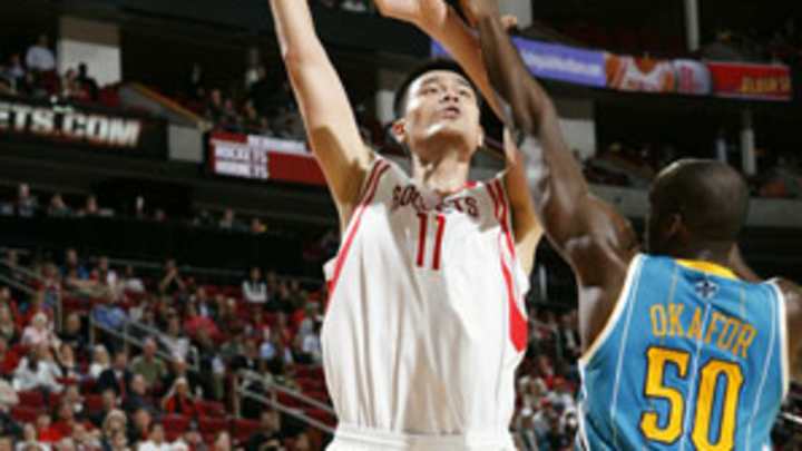 Rockets, GM Morey still view Yao as 'essential part' of franchise