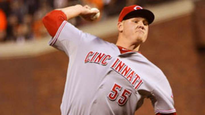 Reds overcome Cueto injury to steal Game 1, take edge in series Reds overcome Cueto injury to steal Game 1, take edge in series