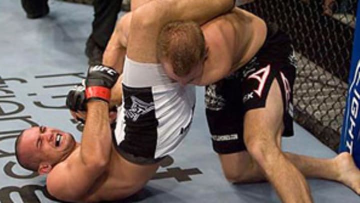 UFC shells out $30K bonuses UFC shells out $30K bonuses