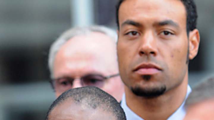 Players not ready to make formal vote due to $320 million issue