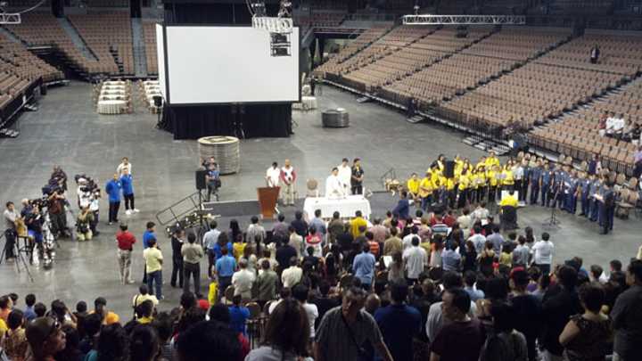 On morning of Bradley test, Manny Pacquiao finds strength in fellowship On morning of Bradley test, Manny Pacquiao finds strength in fellowship