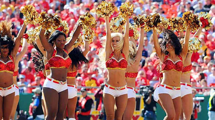 NFL Cheerleaders: Week 7