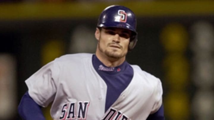 Davis reinvents himself as pitcher