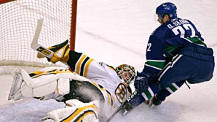 Bruins, Canucks among surprises at NHL's quarter-pole mark