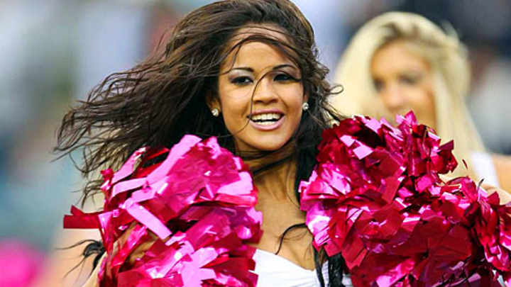 NFL Cheerleaders: Week 4