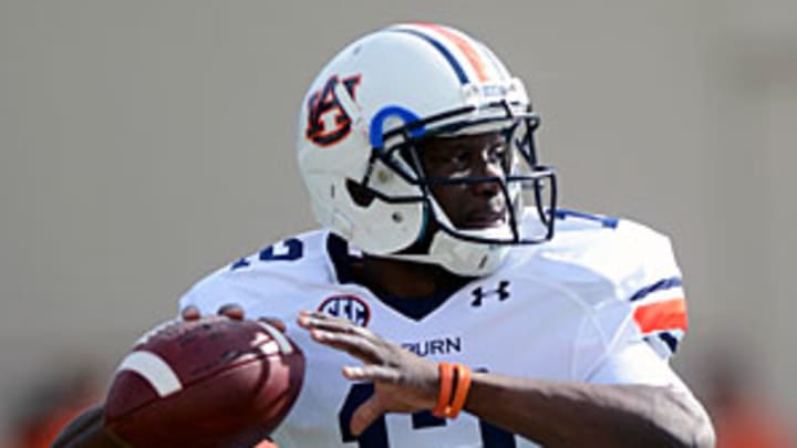Auburn turns to freshman QB Jonathan Wallace