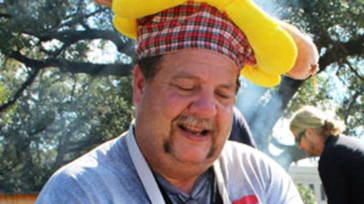 Meet the man behind GameDay's top tailgates;  more Walkthrough