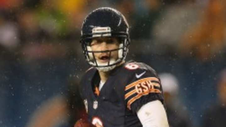 Report: Bears quarterback Jay Cutler passes concussion tests, will start Sunday