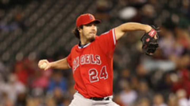 Dan Haren signs with Nationals