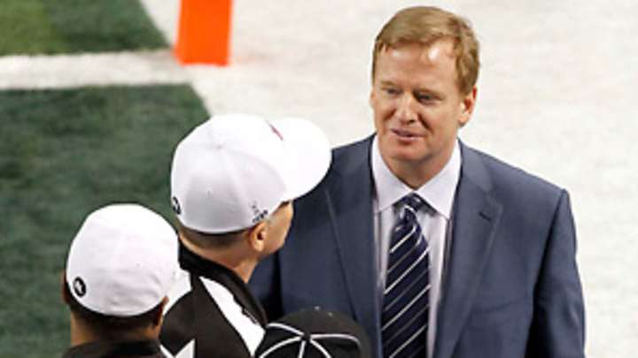 Even after Monday debacle, NFL holding firm in referee negotiations