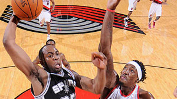 Spurs bring back Anderson to fill void left by Leonard, Jackson