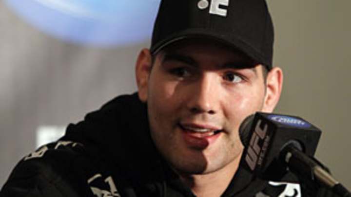 Chris Weidman set to fight Saturday at UFC on Fox 2 on 11 days' notice Chris Weidman set to fight Saturday at UFC on Fox 2 on 11 days' notice