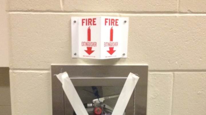 Indiana Pacers Staff Poke Fun At Amar'e Stoudemire's Injured Hand