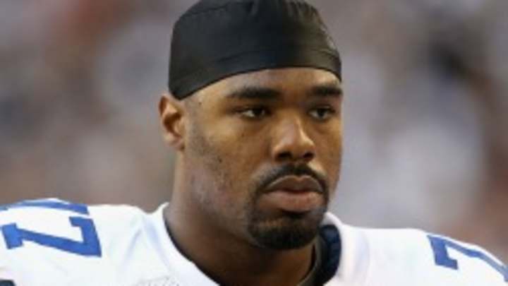 Cowboys tackle Tyron Smith fined $15,750 for horse-collar tackle