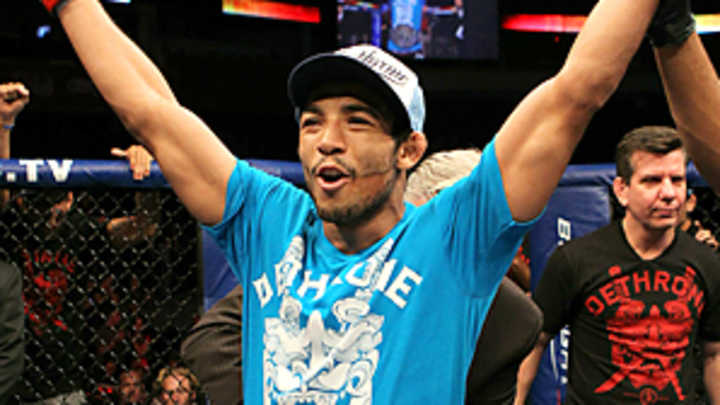 Aldo's vise-like grip on 145-class rings true after WEC 51 rout