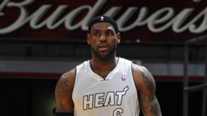 LeBron works out, vents after loss