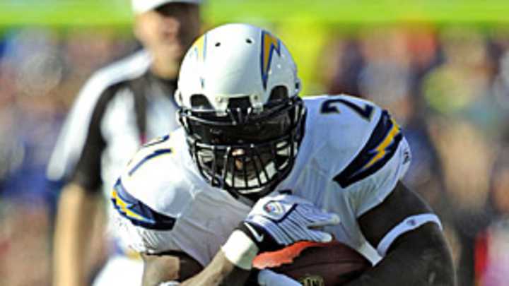 LT, Bolts call truce, come to terms on restructured 3-year deal LT, Bolts call truce, come to terms on restructured 3-year deal