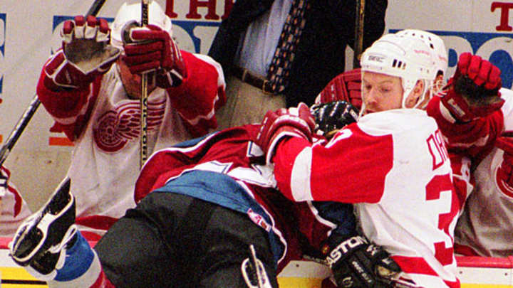 Detroit's working class hero hangs 'em up Detroit's working class hero hangs 'em up