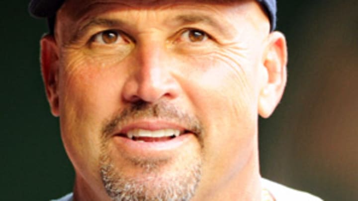 Braves exercise Fredi Gonzalez's 2014 option Braves exercise Fredi Gonzalez's 2014 option