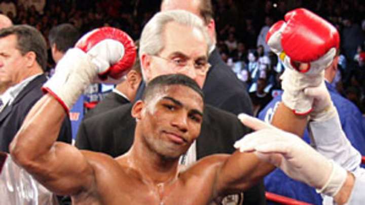 Featherweight champ Gamboa looks to kick off banner year
