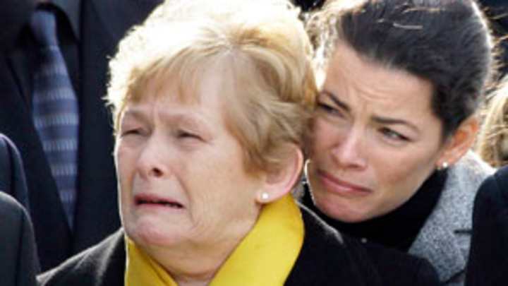 Once America's darling, Nancy Kerrigan hit with tragedy again