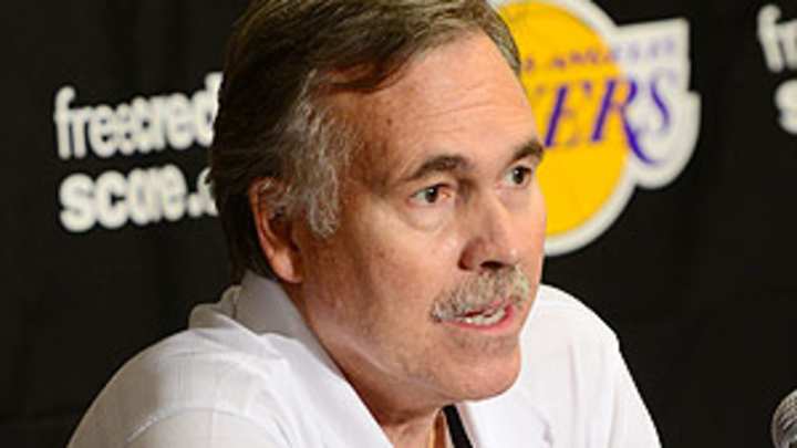 D'Antoni to make Lakers debut Tuesday