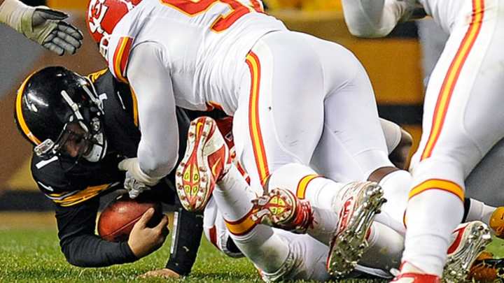 Roethlisberger injury overshadows Steelers' win over Chiefs Roethlisberger injury overshadows Steelers' win over Chiefs