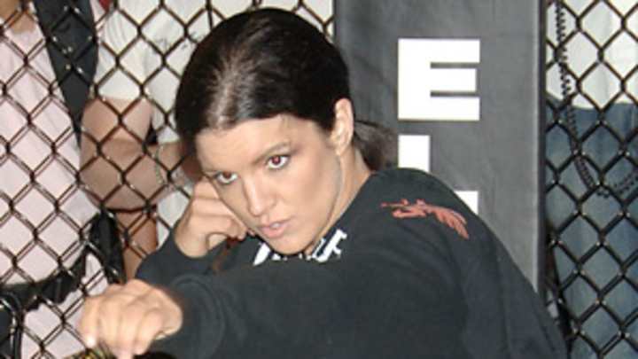 Carano ready to prove she's more than just a pretty face