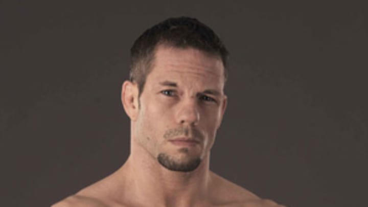 After months of discussion, Davis and Lytle make UFC 93 bout official After months of discussion, Davis and Lytle make UFC 93 bout official