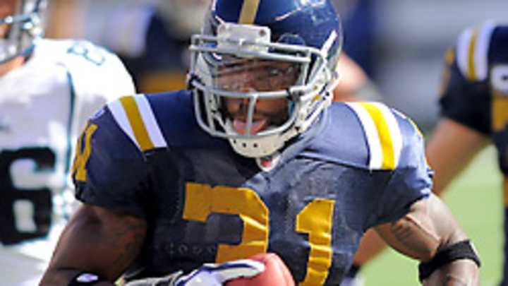 Cromartie vs. Asomugha comparison one of apples and oranges