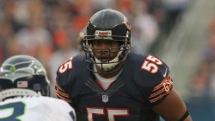 Bears LB Lance Briggs on Packers TE Jermichael Finley: "He's an idiot" Bears LB Lance Briggs on Packers TE Jermichael Finley: "He's an idiot"