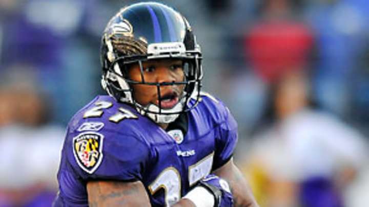 NFL fantasy roundtable: Top picks, busts, breakouts, more predictions