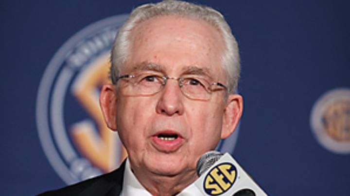 Commissioners take significant step by reaching consensus on playoff