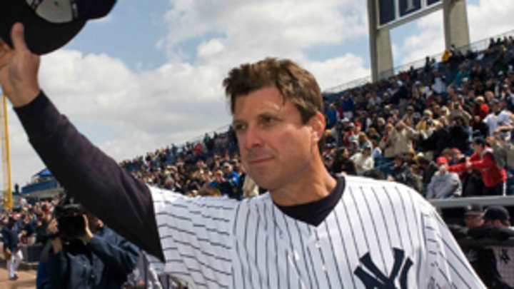 Marlins hire Martinez as hitting coach