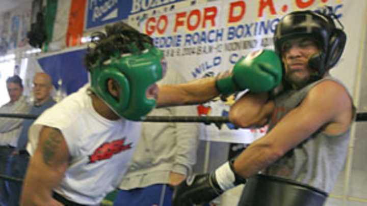 What it's like to spar with Pacquiao What it's like to spar with Pacquiao